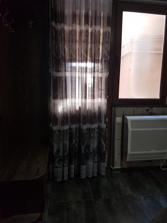 فندق بورجوميفي  Emi House المظهر الخارجي الصورة